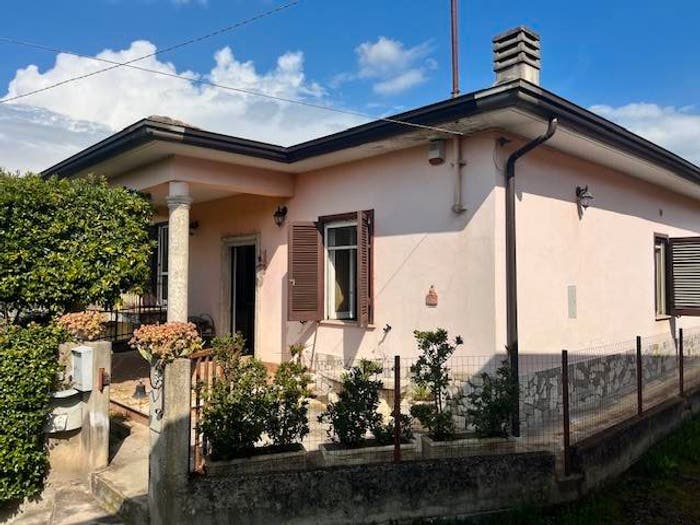 Casa trilocale in vendita in Via Colle San Paolo, Pantano Cosa, Ceccano