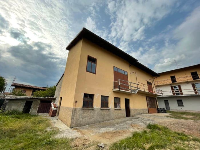 Casa con 5 locali in vendita in Via Giuseppe Verdi, Centro, Nembro