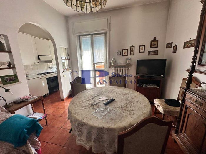 Appartamento trilocale in vendita in Via Enrico Toti, Abbiategrasso