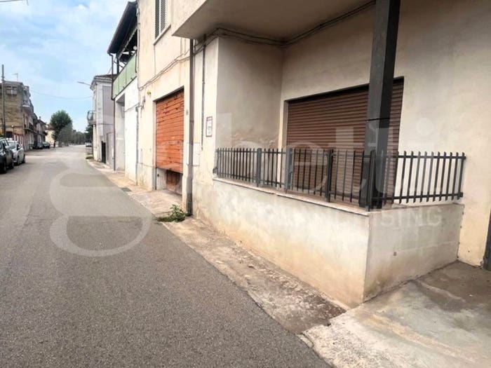 Casa con 5 locali in vendita in Via XX Settembre, Calvi Risorta