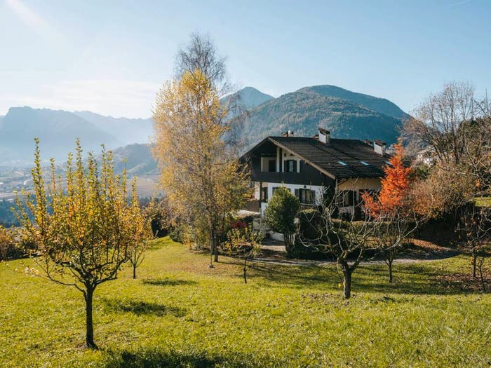 Casa con 6 locali in vendita in Via Giovanni Battisti Sicheri, Centro, Stenico