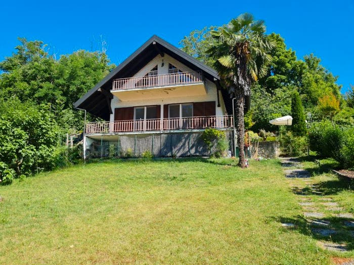 Casa con 6 locali in vendita in Località Moncasacco, Alta Val Tidone