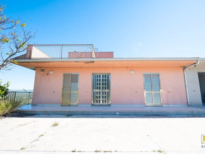 Casa con 6 locali in vendita in Contrada Quattro Cappelle, Chiaramonte Gulfi