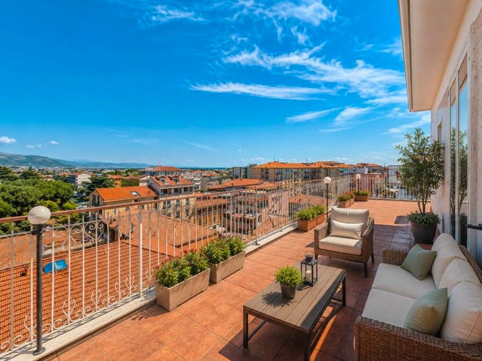 Casa con 5 locali in vendita in Via Esperanto, Centro, Albenga