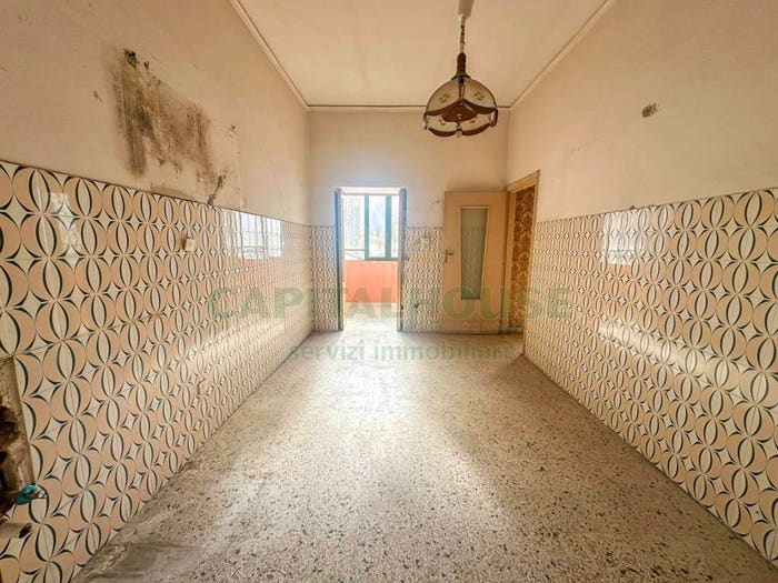 Appartamento trilocale in vendita in Via della Libertà, Capua