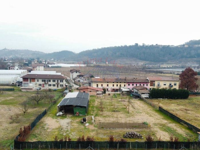 Casa con 5 locali in vendita in Via Chiappa, Isola d'Asti