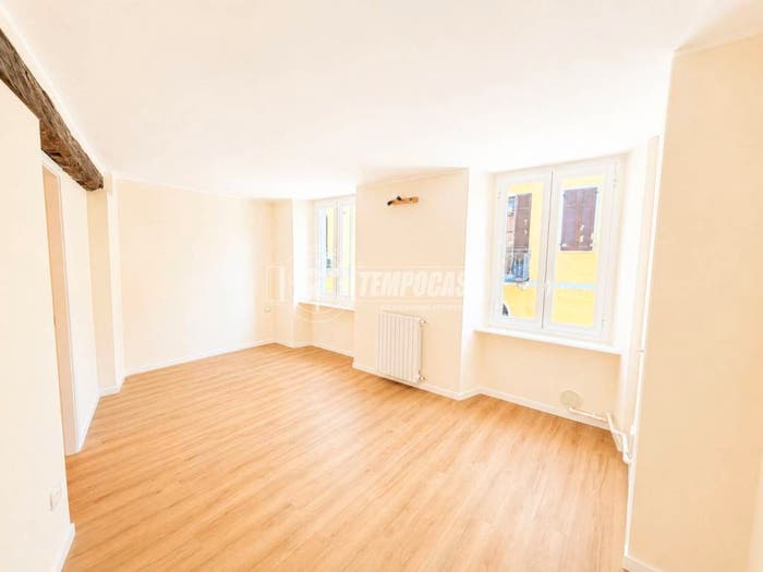 Appartamento trilocale in vendita in Via Carlo Marochetti, Centro Storico, Biella