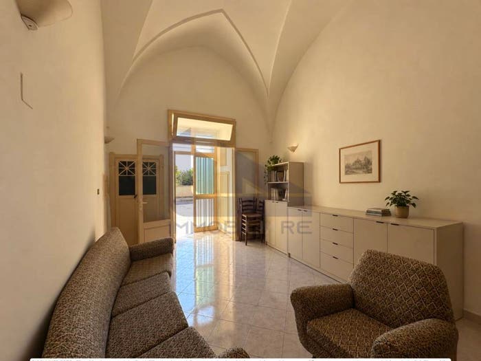Casa con 6 locali in vendita in Via Giuseppe Mazzini, PresicceAcquarica