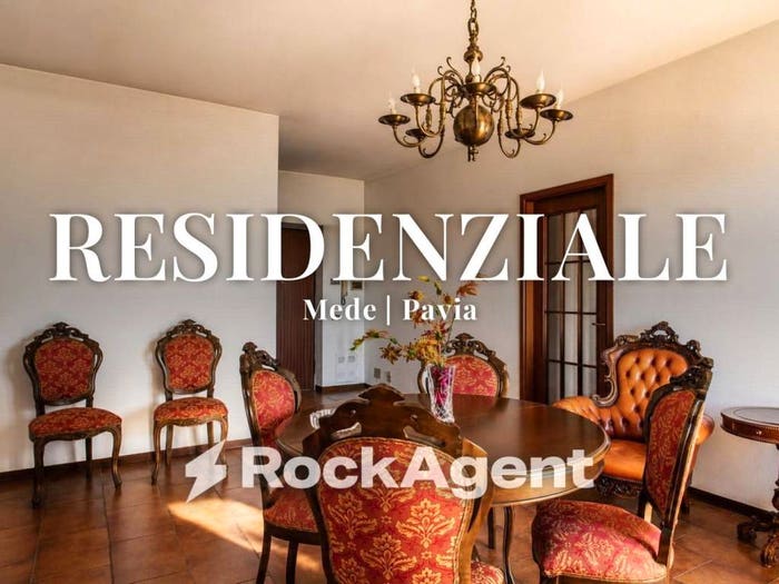 Appartamento trilocale in vendita in Via XXV Aprile, Centro, Mede