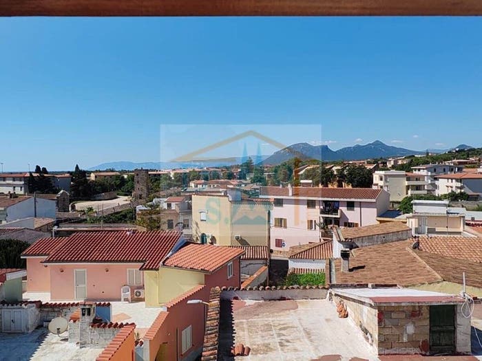 Appartamento quadrilocale in vendita in Orosei