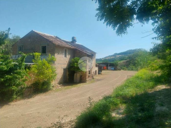 Casa con 5 locali in vendita in Contrada Aso, Centro, Montefiore dell'Aso
