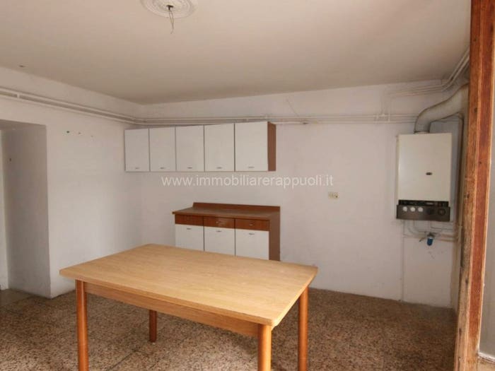 Casa quadrilocale in vendita in Foiano della Chiana