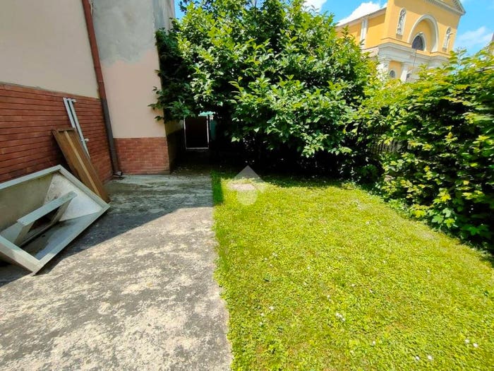 Casa con 5 locali in vendita in strada Provinciale per golese, Centro, Torrile