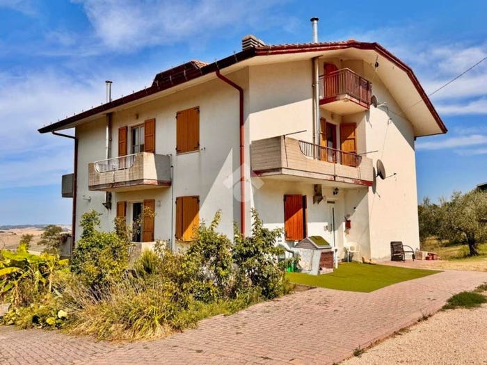 Casa con 6 locali in vendita in Via roma, Centro, Saludecio