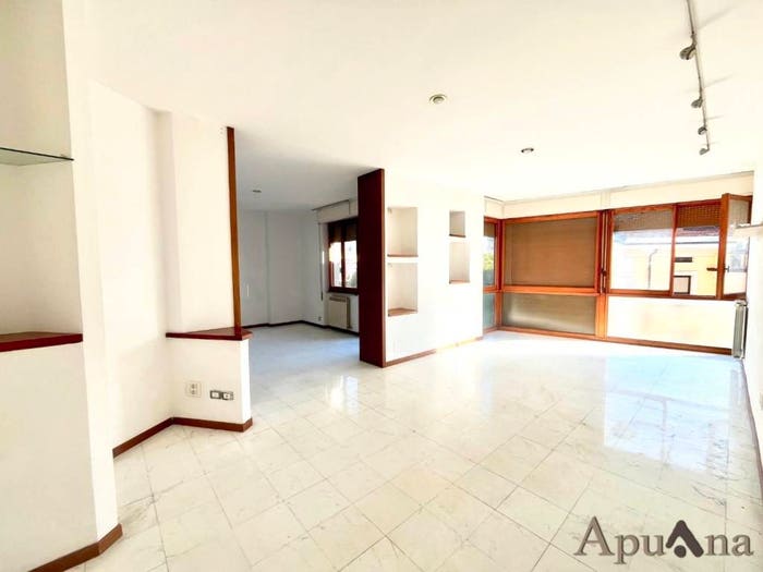Appartamento con 5 locali in vendita in Dir Monti Viale Roma Montanelli, Centro, Massa