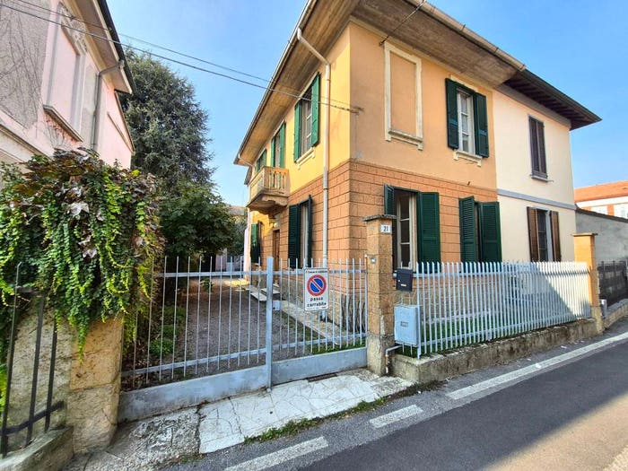 Casa quadrilocale in vendita in Via Trieste, Centro, Landriano