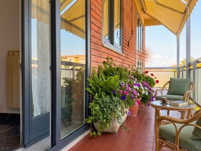Appartamento quadrilocale in vendita in Via Giuseppe Baldini, Ospedale Stazione, Livorno