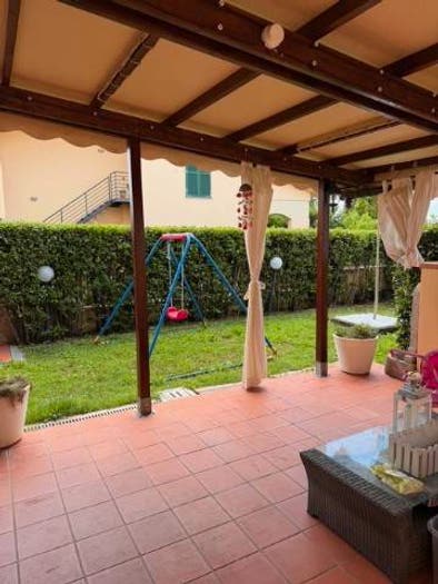Appartamento trilocale in vendita in Via Casello, Centro, Agliana