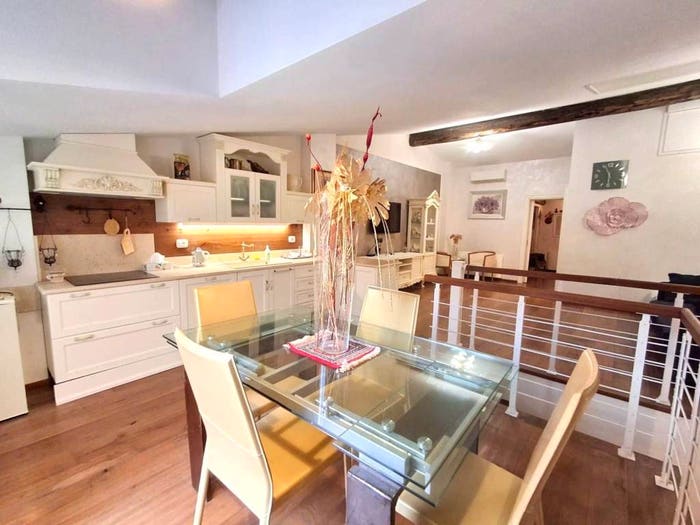 Appartamento trilocale in vendita in Via Benedetto Varchi, Porta San Lorentino, Arezzo