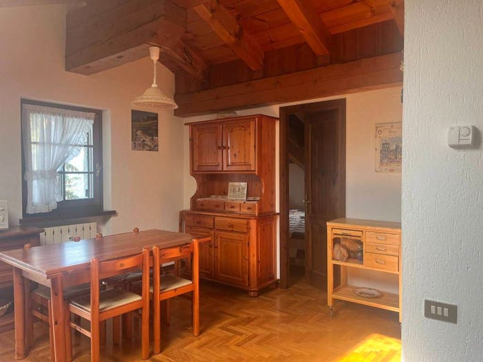 Appartamento quadrilocale in vendita in Frazione Cheverel, La Salle