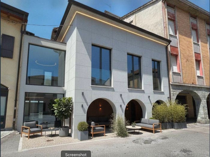 Casa con 5 locali in vendita in Via Settembre, Centro, Castelnovo di Sotto