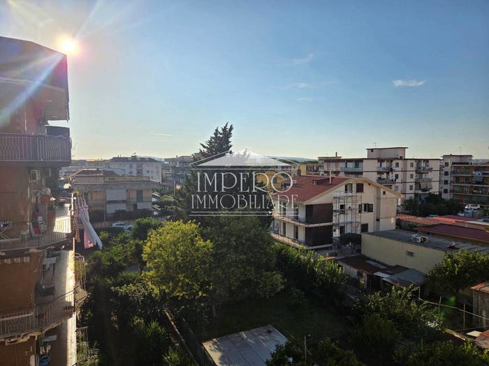 Appartamento trilocale in affitto in Via Peppino Rossi, Centro, Volla