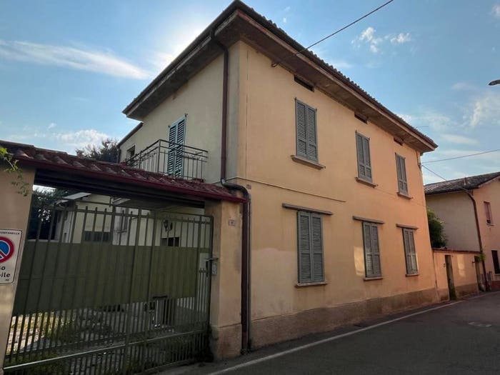 Casa con 6 locali in vendita in Via Piave, Fontanella