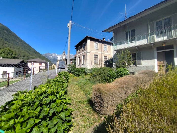 Casa con 6 locali in vendita in Corso Savoia, Bonzo, Groscavallo