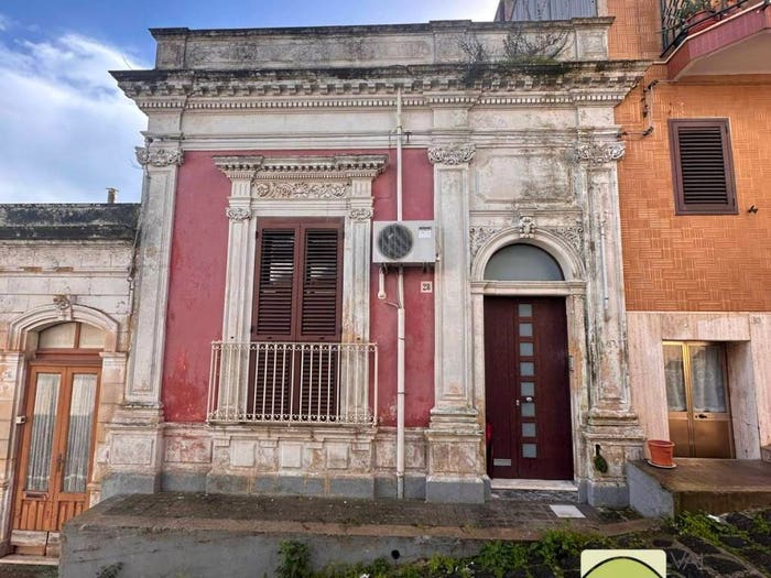 Casa con 6 locali in vendita in Via Vittorio Emanuele, Canicattini Bagni