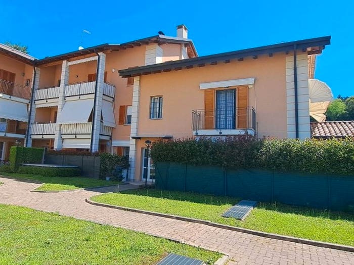 Appartamento trilocale in vendita in Via Milano, Figliaro, Beregazzo con Figliaro