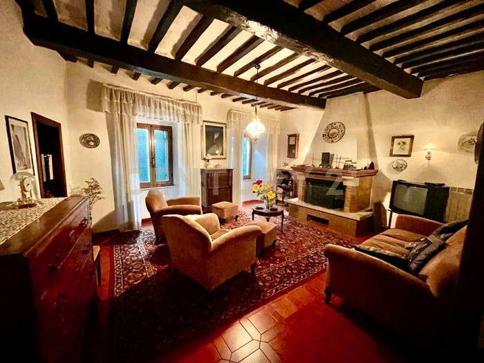 Casa con 6 locali in vendita in Via Grande, Monticello Amiata, Cinigiano