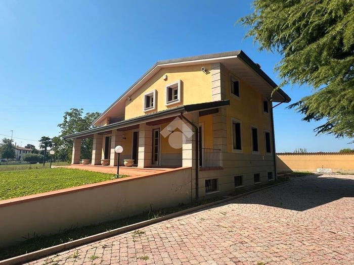 Casa con 6 locali in vendita in via cordovado, Gleris, San Vito al Tagliamento