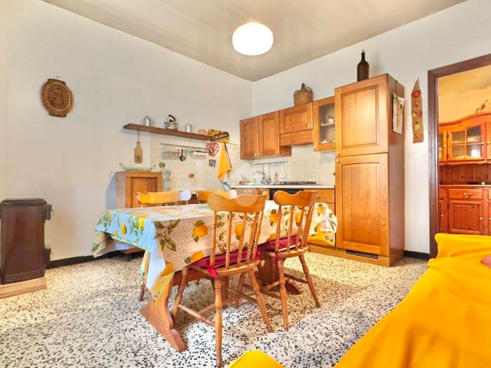 Casa con 6 locali in vendita in Via Papa Giovanni XXIII, Centro, Cassano Spinola
