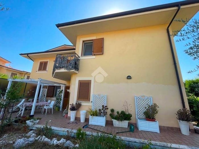 Appartamento trilocale in vendita in Via via Leonardo Da Vinci, Centro, Piedimonte San Germano