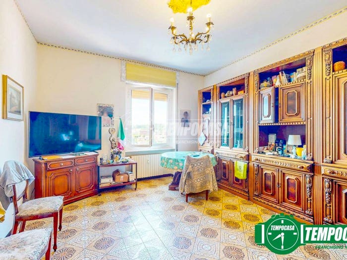 Appartamento trilocale in vendita in Via Casteldragone, Novi Ligure