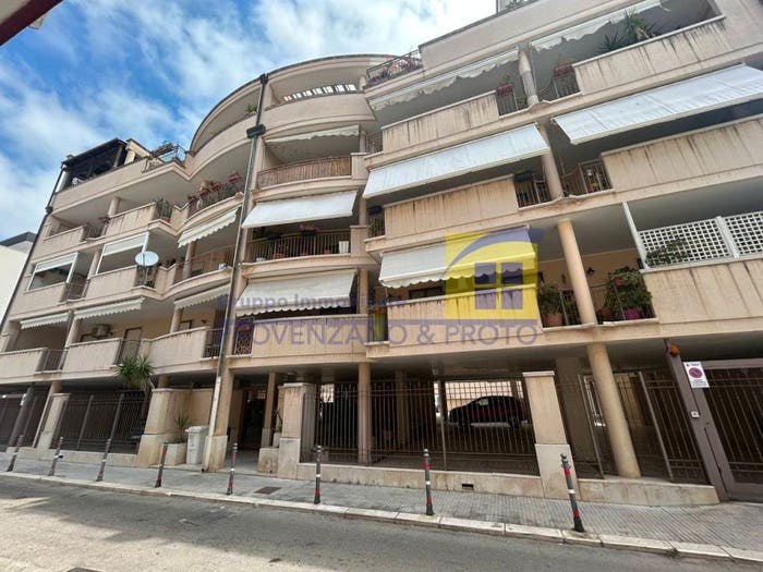Appartamento quadrilocale in vendita in Via Sabaudia, Cappuccini, Brindisi