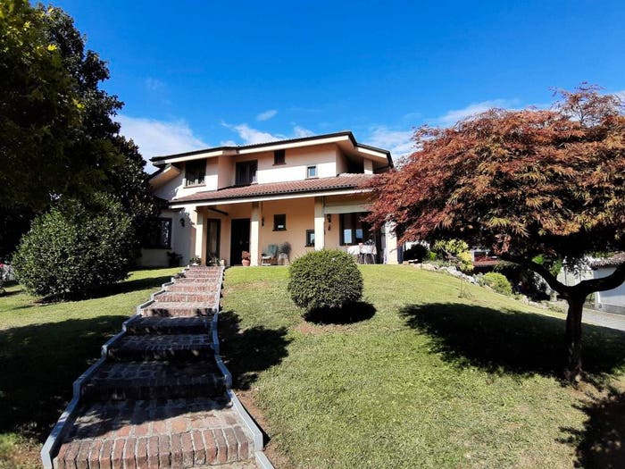 Casa con 5 locali in vendita in Via Cardè, San Bernardo San Giovanni, Carmagnola