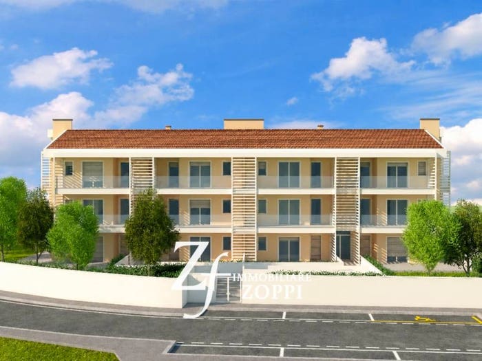 Appartamento quadrilocale in vendita in Via della Petraia, Castello, Firenze