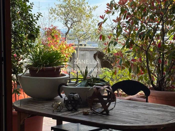 Casa con 5 locali in vendita in Via Sicilia, Castelfranco Veneto
