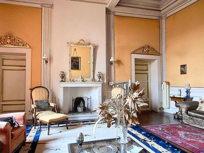 Appartamento con 6 locali in vendita in Via Fillungo, Piazza Napoleone San Michele, Lucca