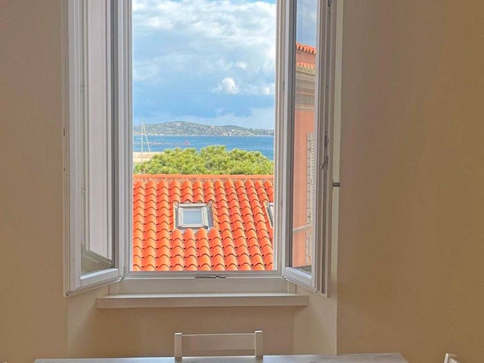 Appartamento con 5 locali in vendita in Via Giuseppe Garibaldi, La Maddalena