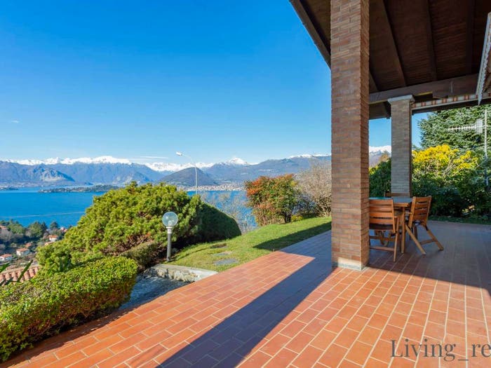 Casa con 5 locali in vendita in Via Monteggia, Laveno, LavenoMombello