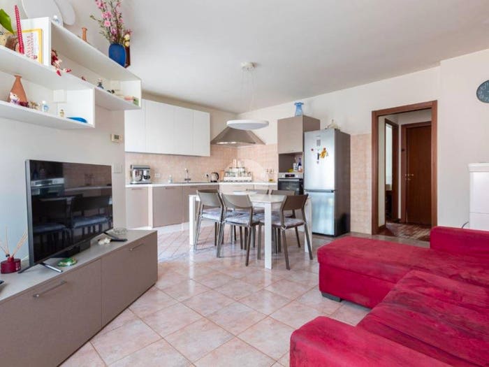 Appartamento trilocale in vendita in Via magellano, Bussolengo