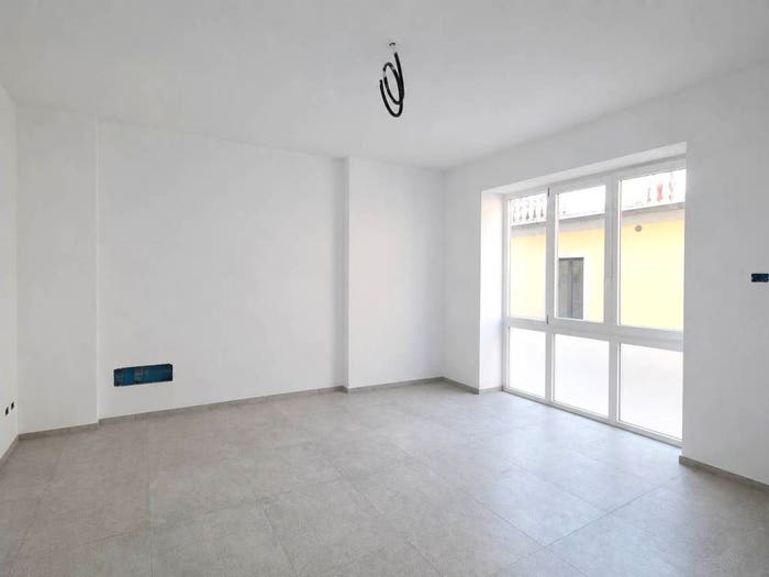 Appartamento trilocale in vendita in Centro, Poggibonsi