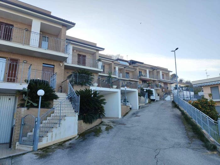 Casa con 6 locali in vendita in Via Setti Carraro, Acquaviva Picena
