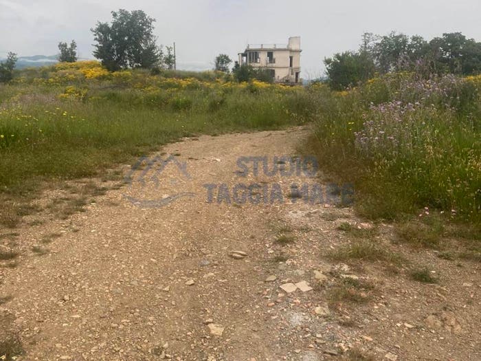 Casa con 6 locali in vendita in via civezza, Civezza