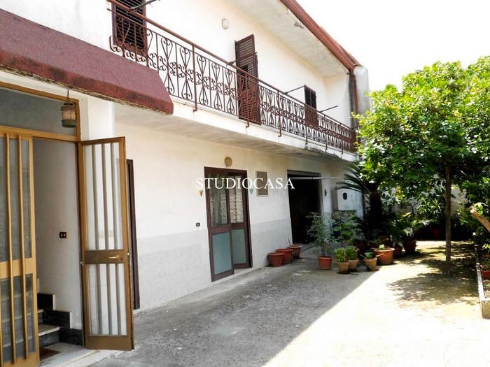 Casa in vendita in Recale