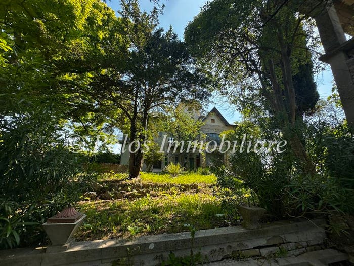 Casa con 6 locali in vendita in Via Camillo Benso di Cavour, Centro, Montegiorgio