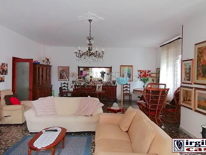 Appartamento con 5 locali in vendita in Via Giovanni XXIII, Ostuni