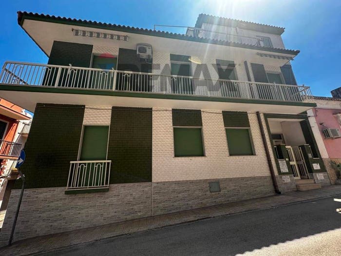 Casa con 6 locali in vendita in Via Emilio Calogero, Centro, Pachino